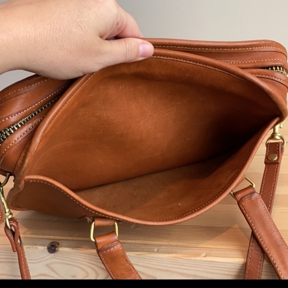 Vintage Coach Made in NYC Skinny Flight Bag - Picture 4 of 5